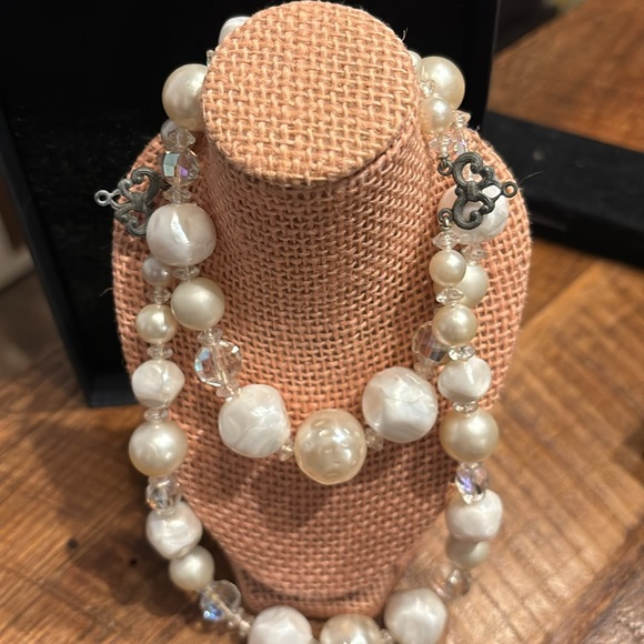 CALDWELL Retired Premier Designs hinged Bracelet - Picture 8 of 9